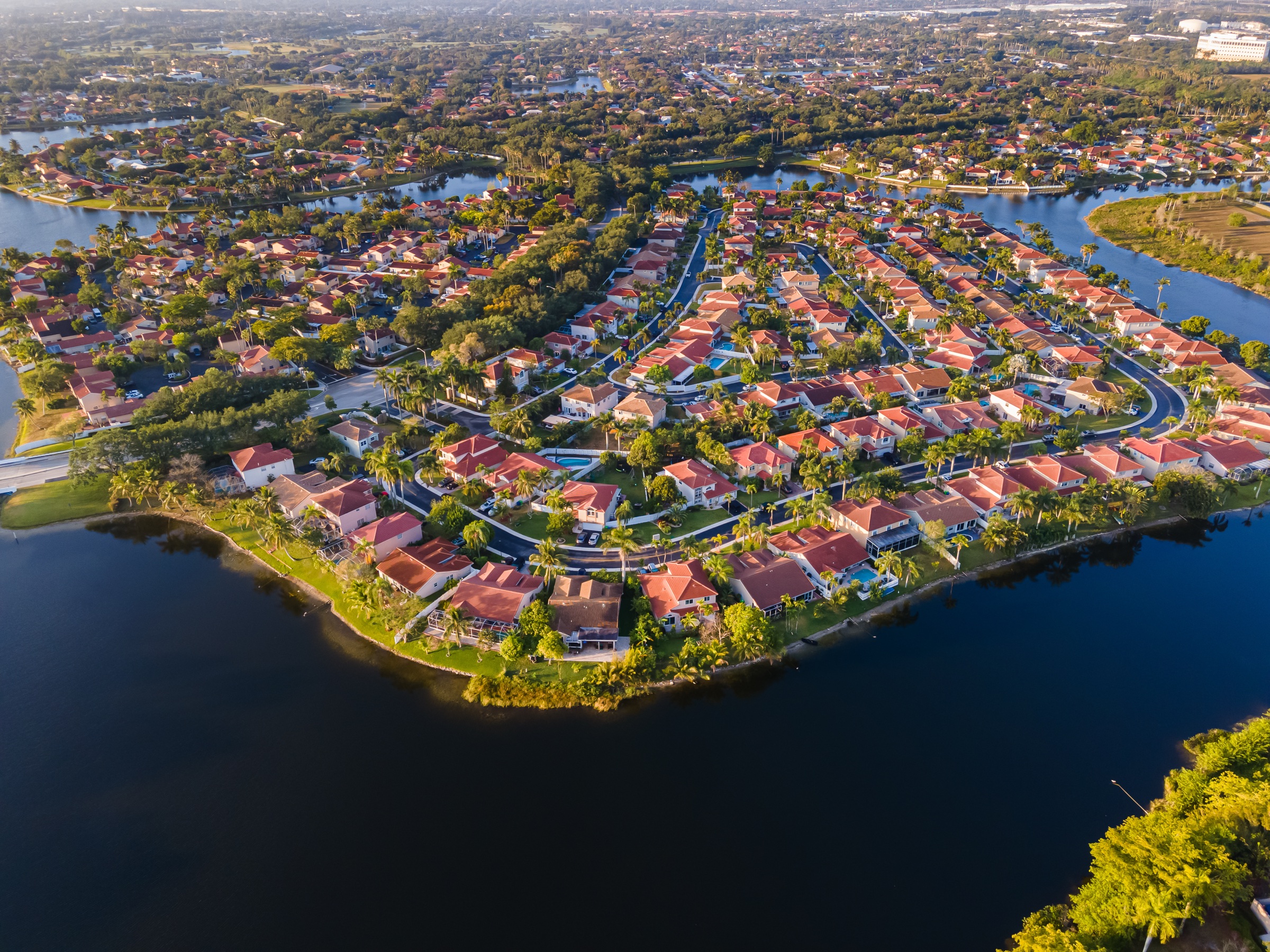 Aerial view of Fort Lauderdale homes, streets and connected waterways